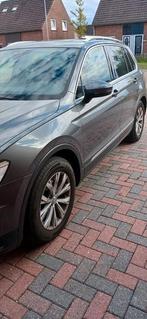 Volkswagen Tiguan 1.5 TSI ACT 150pk DSG 2019 Grijs, Auto's, Zwart, 4 cilinders, USB, Particulier