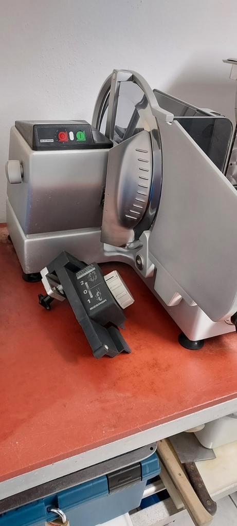 Snijmachine Bizerba VS8., Huis en Inrichting, Keuken | Keukenbenodigdheden, Gebruikt, Ophalen