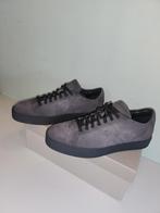Santoni sneaker antraciet suède mt 9, Nieuw, Ophalen of Verzenden, Sneakers of Gympen, Binnen EU
