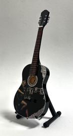 Taylor Swift op kruk miniatuur gitaar 25cm mini guitar deco, Info@deconoord.nl, Deco Noord, Nieuw, Ophalen of Verzenden