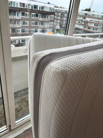 Ikea Neiden bedframe met matras - afbeelding 2