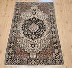 Vintage handgeknoopt perzisch tapijt feraghan antiek 152x100, Info@SlatsAntiek.nl, Tweedehands, 100 tot 150 cm, Perzisch