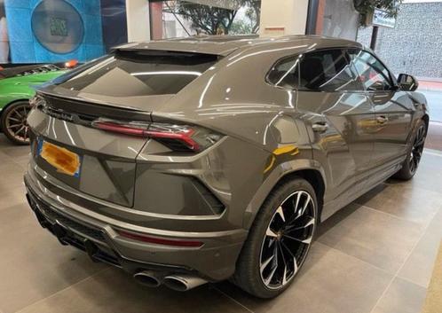 Lamborghini Urus achterbumper incl diffuser plug and play, Auto-onderdelen, Carrosserie en Plaatwerk, Bumper, Voor, Nieuw, Ophalen of Verzenden