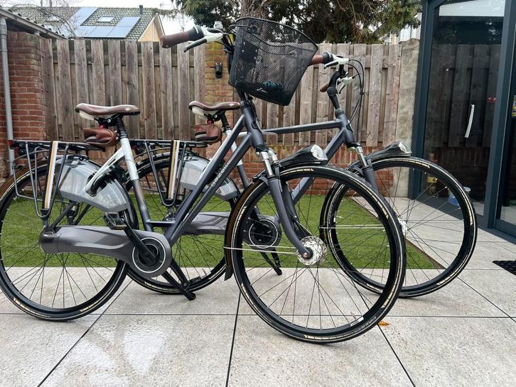 Zeer Nette GAZELLE ECLIPCE FIETSENSET(dames+heren)2022, Fietsen en Brommers, Fietsen | Dames | Damesfietsen, Zo goed als nieuw