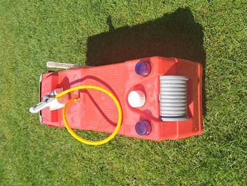 Brandweer auto met waterspuit  beschikbaar voor biedingen