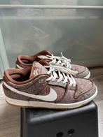 Nike SB dunk low pro Paisley Brown EU 47,5 / US 13, Kleding | Heren, Schoenen, Nike SB, Bruin, Ophalen of Verzenden, Sneakers of Gympen