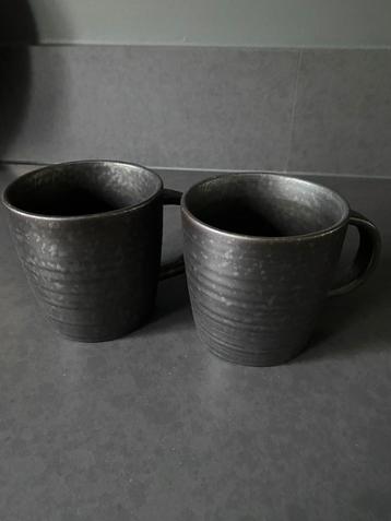 2 mokken Pion House Doctor grijs beschikbaar voor biedingen