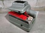 Liesegang vintage diaprojector is defect (gloeilamp stuk) b6, Audio, Tv en Foto, Diaprojectors, Ophalen of Verzenden