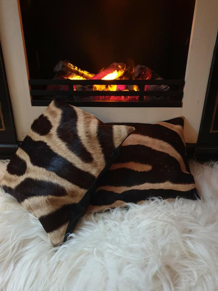 Zebra kussens NIEUW. Exclusief handgemaakt. Afrika, Verzamelen, Dierenverzamelingen, Nieuw, Opgezet dier, Wild dier, Ophalen of Verzenden