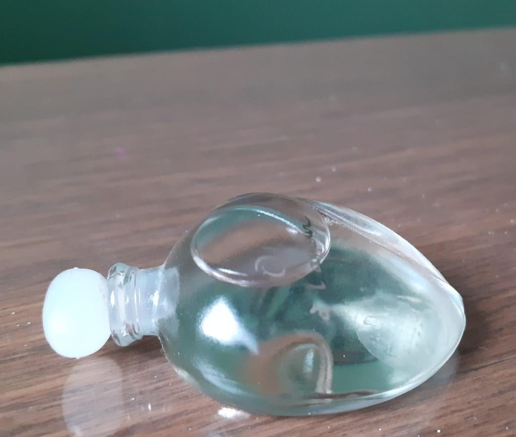 Yves ROCHER miniaturen, Ophalen of Verzenden, Zo goed als nieuw, Miniatuur, Gevuld