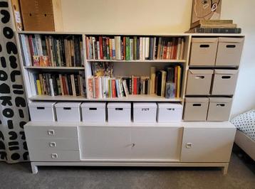Mooie houten kast