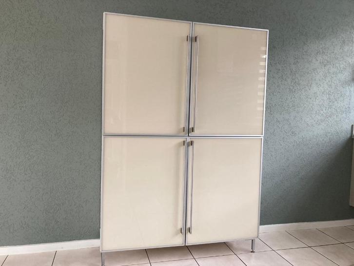 Moderne hoge kast, wit hoogglans, Huis en Inrichting, Kasten | Kledingkasten, Zo goed als nieuw, 150 tot 200 cm, 100 tot 150 cm