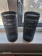 Set van 2 mooie zwarte metalen kandelaars. 30 cm hoogte.., 25 tot 50 cm, Zwart, Ophalen of Verzenden, Zo goed als nieuw