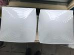 Twee mooie witte vierkante schalen, De afmetingen: 35x35cm, Overige materialen, Ophalen of Verzenden, Effen, Schaal of Schalen
