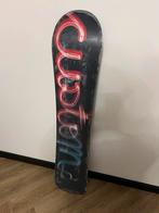 Nette gewaxte BURTON CUSTOM 135cm, Camber model, Sport en Fitness, Snowboarden, Ophalen of Verzenden, Zo goed als nieuw, Board