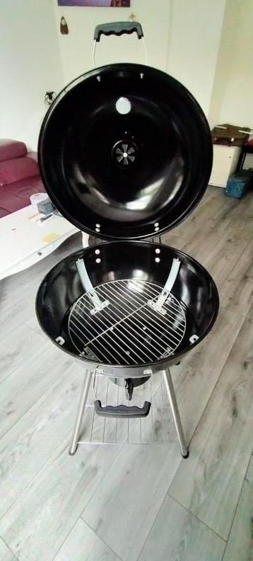 TEKOOP BARBECUE MERK WEBER NIEUW NOITGEBURUIK beschikbaar voor biedingen