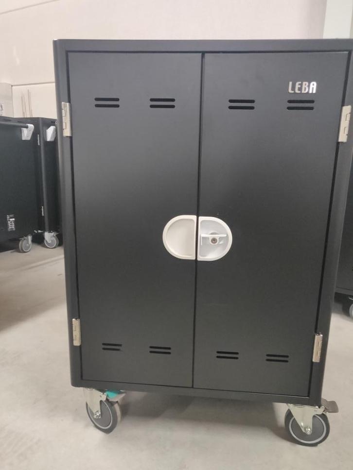Leba Notecart Futura 32-36, Computers en Software, Laptop-opladers, Zo goed als nieuw, Ophalen of Verzenden