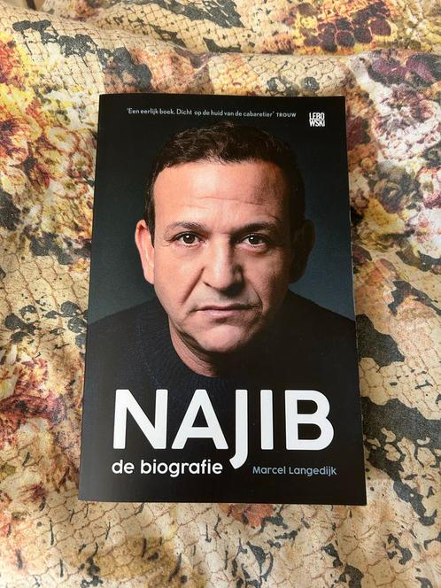 Najib Amhali: De Biografie - Marcel Langedijk, Boeken, Biografieën, Zo goed als nieuw, Overige, Ophalen of Verzenden