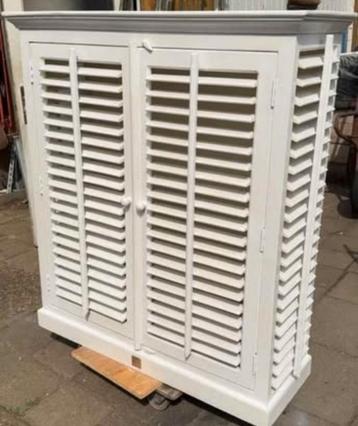 Rivièra Maison shutter kast  beschikbaar voor biedingen