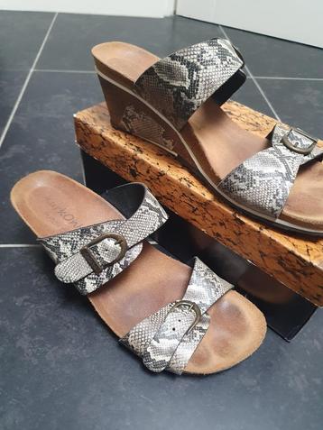 Slipper mt 41 leer kurk hak beschikbaar voor biedingen