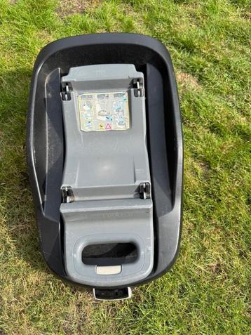 Maxi-Cosi FamilyFix base- Isofix basis beschikbaar voor biedingen