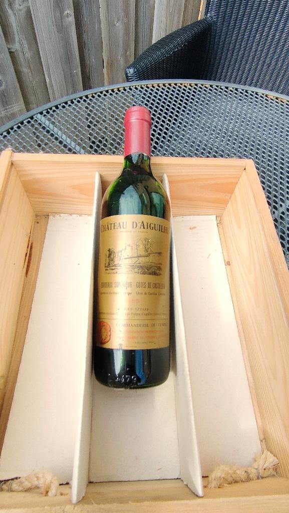 Chateau D'Aiguilhe 1985, Verzamelen, Wijnen, Nieuw, Rode wijn, Frankrijk, Vol, Ophalen of Verzenden