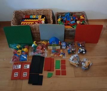 Heel veel lego duplo stenen, sets, grondplaten, ruim 19 kg. beschikbaar voor biedingen
