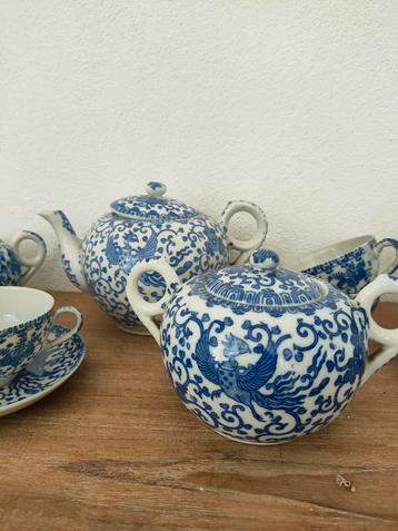 Antiek Chinees Porseleinen Theeservies beschikbaar voor biedingen