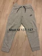 Nike Trainingsbroek Maat M, Kinderen en Baby's, Kinderkleding | Maat 140, Broek, Jongen of Meisje, Ophalen of Verzenden, Zo goed als nieuw