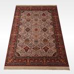 Nieuw vintage oosters tapijt floral design, ., Crème, Ophalen of Verzenden, 200 cm of meer