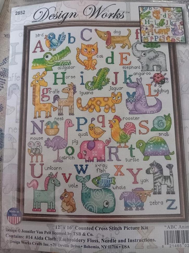 Borduurpakket Animals ABC Sampler, Hobby en Vrije tijd, Borduren en Borduurmachines, Nieuw, Borduurpakket, Ophalen of Verzenden