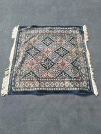 Oud Perzisch kleed vloerkleed handgeknoopt 101x94cm €50, Ophalen