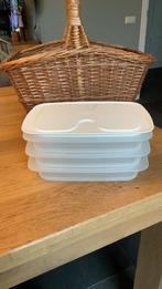Tupperware vleeswaren doos, Huis en Inrichting, Keuken | Tupperware, Ophalen of Verzenden, Zo goed als nieuw, Wit, Schaal