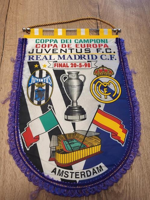 Mooie vaan Europacup 2 finale 1998 Juventus- Real Madrid, Sport en Fitness, Voetbal, Ophalen of Verzenden