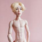 2015 Mattel GKC88 BTS Jin Idol Fashion Doll K-pop, Verzamelen, Poppen, Ophalen of Verzenden, Zo goed als nieuw, Fashion Doll, Levensecht of Reborn