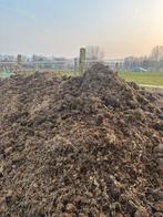 Mest voor in (moes)tuin, Ophalen, Mest