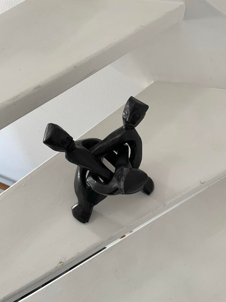 Houtsnijwerk beeld vriendenkring, Antiek en Kunst, Ophalen of Verzenden