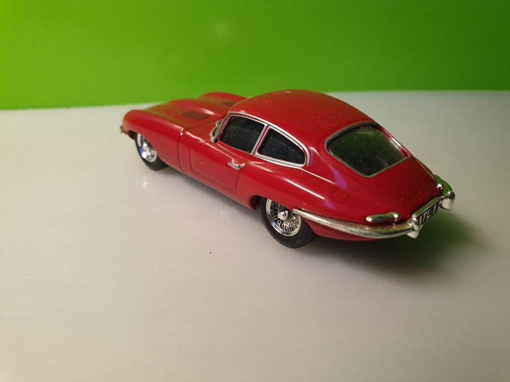 Atlas - Jaguar E-type Coupe 1961 [rood] 1/43, Ophalen of Verzenden, Gebruikt, Auto, Overige merken