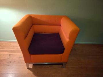 Oranje Satelliet Fauteuil design beschikbaar voor biedingen