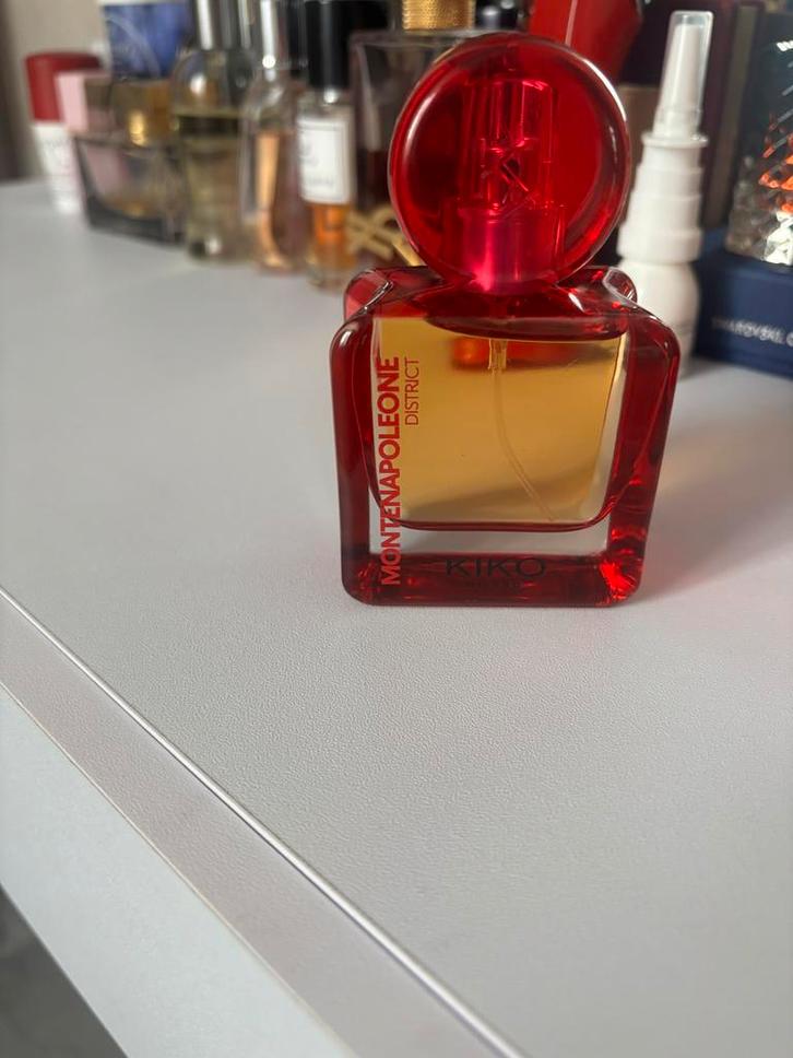 Kiko Monte Napoleone Damesparfum, Sieraden, Tassen en Uiterlijk, Uiterlijk | Parfum, Nieuw, Ophalen of Verzenden