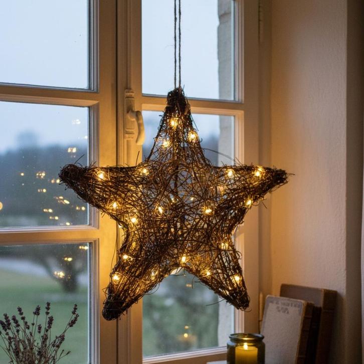 Rieten Kerstster Met LED Verlichting Met Timer, Diversen, Kerst, Nieuw, Ophalen of Verzenden