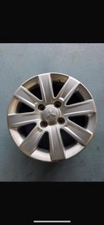 Mitsubishi colt velg 15 inch bouwjaar  2012, Auto-onderdelen, Banden en Velgen, Ophalen, 15 inch, Zomerbanden, Banden en Velgen