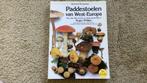 Spectrum Natuurgids, Paddestoelen van West-Europa, Bloemen, Planten en Bomen, Ophalen of Verzenden, Zo goed als nieuw, Roger Phillips