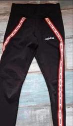 Adidas trainingsbroek 2x gedragen te klein helaas, Kleding | Dames, Zwart, Overige typen, Ophalen of Verzenden, Zo goed als nieuw