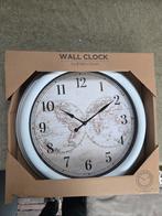 Nieuwe Wandklok Wereldkaart Design, Ophalen of Verzenden, Nieuw, Analoog, Wandklok