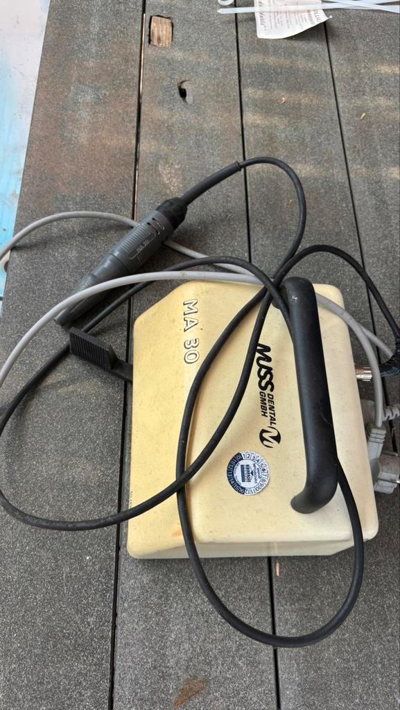 Te koop: Muss Dental Micromat-Athlet MA 30 – tandtechnisch, Doe-het-zelf en Verbouw, Elektra en Kabels, Zo goed als nieuw, Overige typen