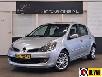 Renault Clio 1.6-16V Initiale (bj 2006, automaat) beschikbaar voor biedingen