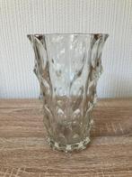 Bewerkte Glazen bloemenvaas, Huis en Inrichting, Woonaccessoires | Vazen, Gebruikt, Overige kleuren, Ophalen of Verzenden, Glas