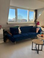 Blauwe velvet bank, Huis en Inrichting, Banken | Bankstellen, Ophalen