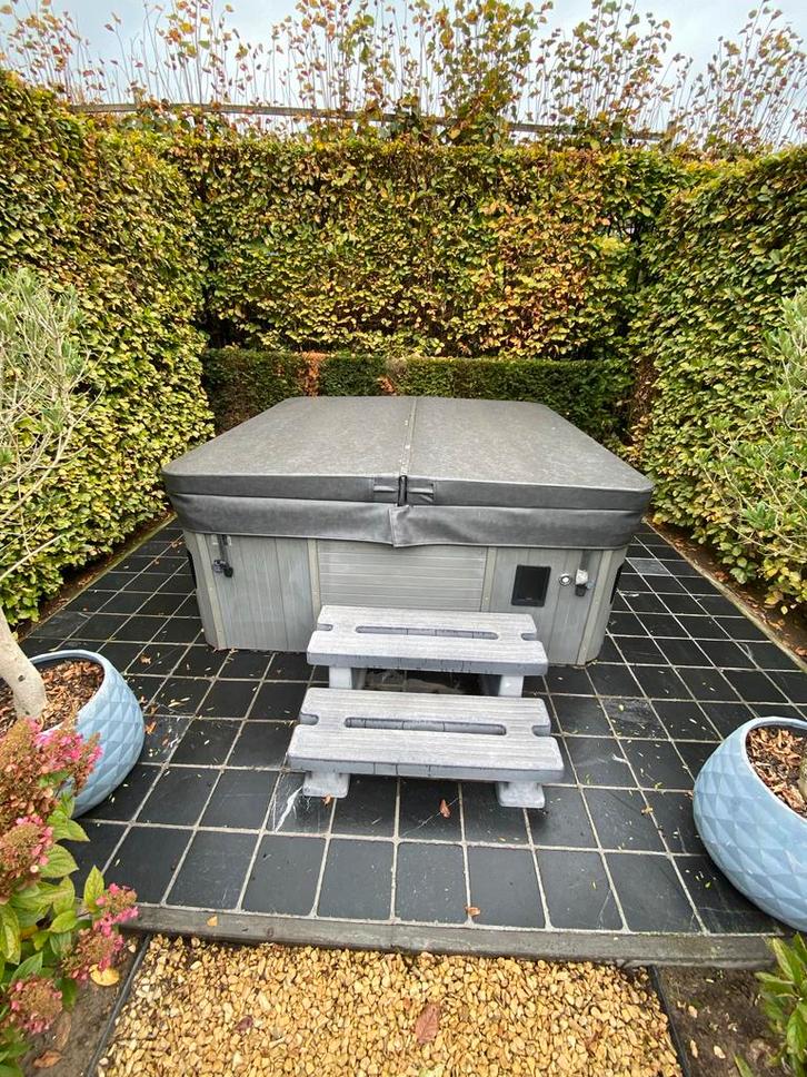 Jacuzzi Bubbelkoning Balboa 2x2m (2018), Tuin en Terras, Bubbelbaden en Hottubs, Gebruikt, Vast, Afdekzeil, Ophalen